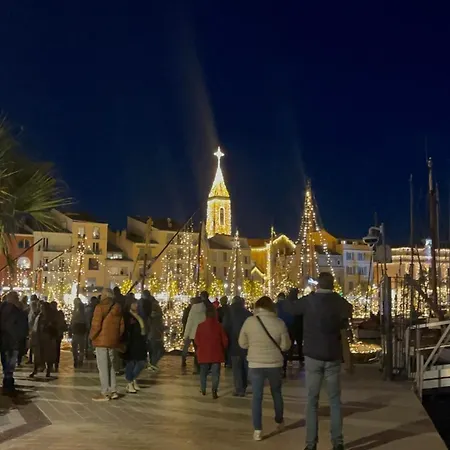 De - 5 Min Du Port, Terrasse, Parking Gratuit Διαμέρισμα *